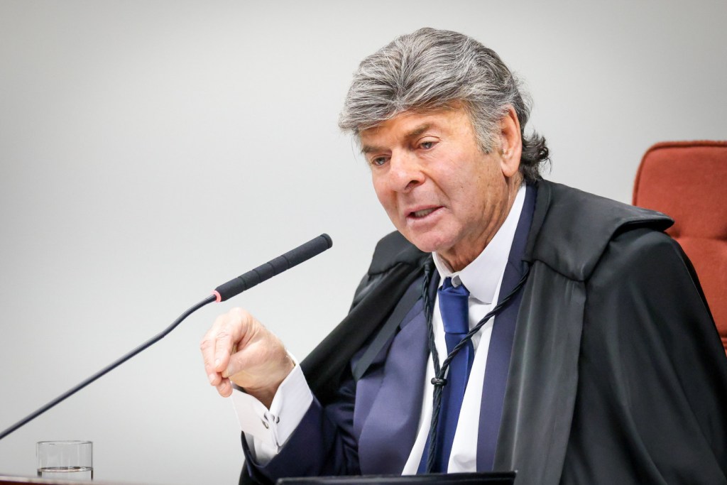 Fachin autoriza Fux a mudar para a Segunda Turma do STF