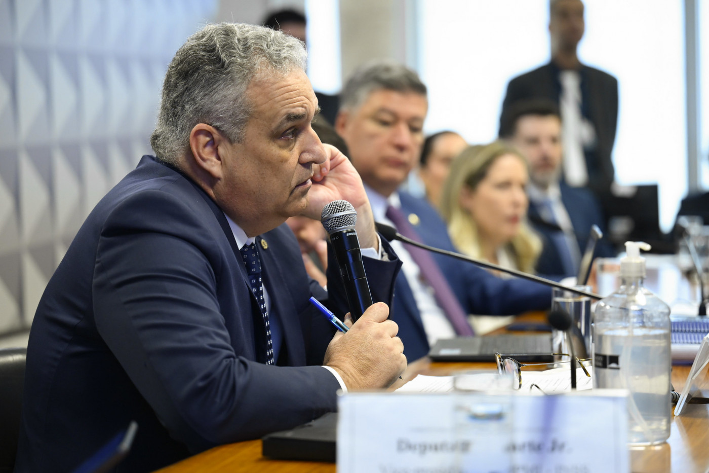 Relator da CPMI do INSS recusa visita a Bolsonaro para evitar questionamentos