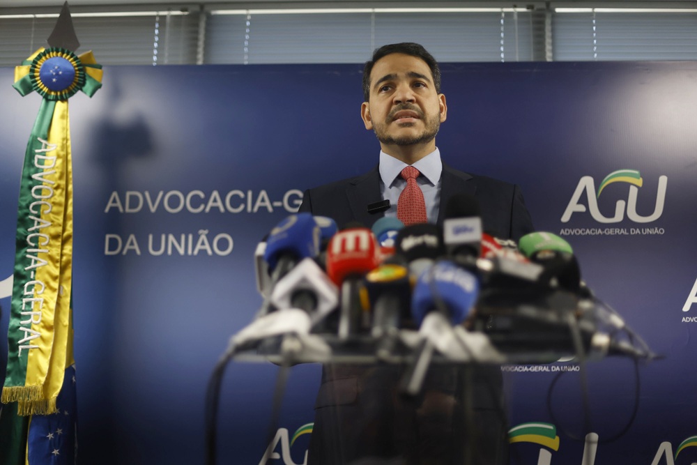 Lula considera mulher para a vaga de Messias caso advogado-geral da União vá para o STF