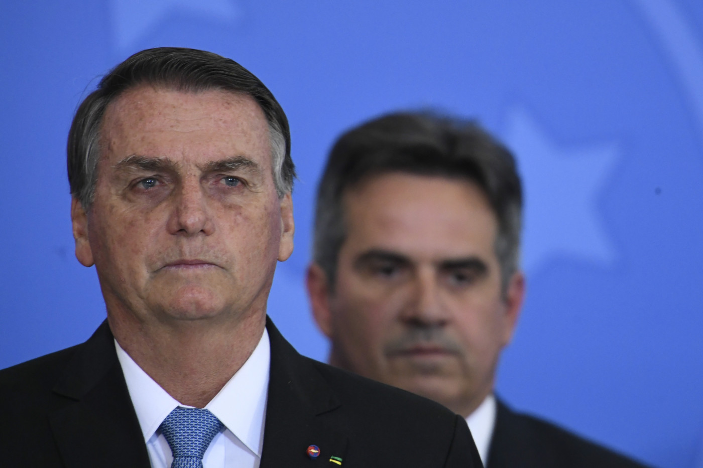 Ciro Nogueira recua após troca de críticas com Eduardo Bolsonaro e diz que não terá desavença com filhos do ex-presidente