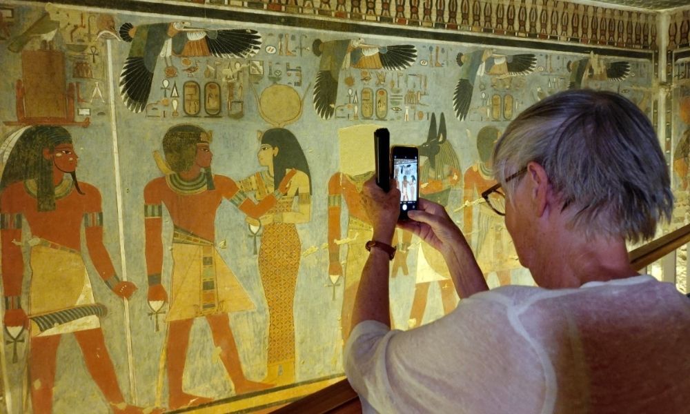 Egito reabre tumba de faraó Amenhotep III após mais de 20 anos de restauração