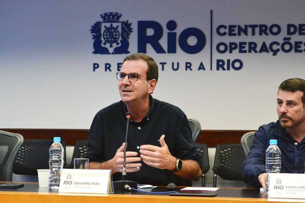 Eduardo Paes lidera com folga a disputa pelo governo do RJ e venceria no 1º turno, aponta Paraná Pesquisas