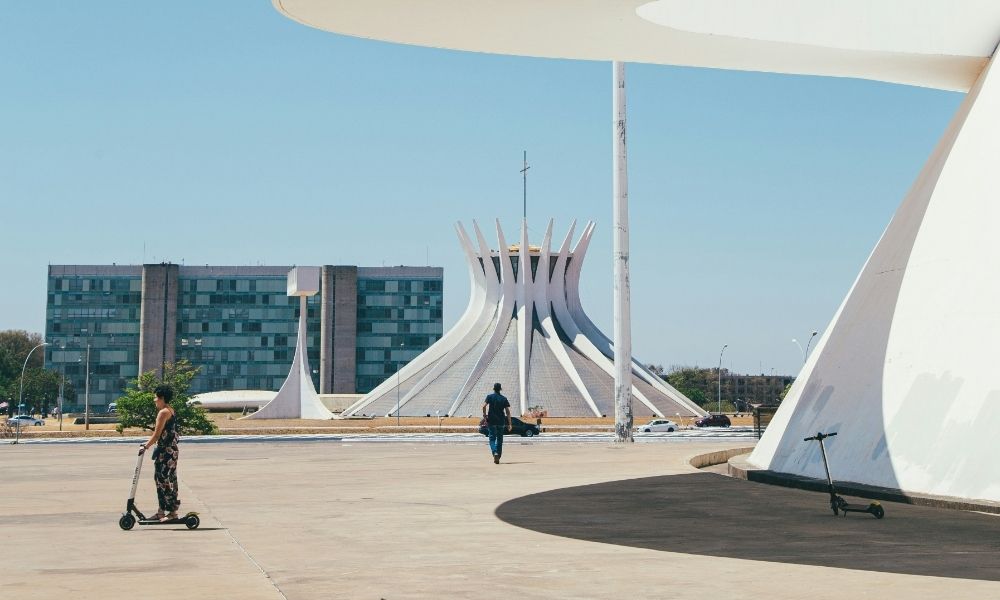 Brasília se oferece para sediar final da Libertadores de 2025 em meio à crise no Peru