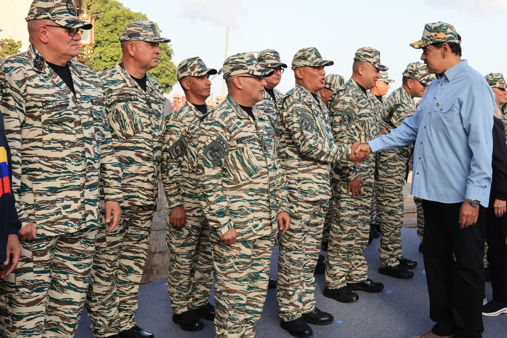 EUA e Guiana acusam Maduro de narcoterrorismo em meio a aumento das tensões no Caribe