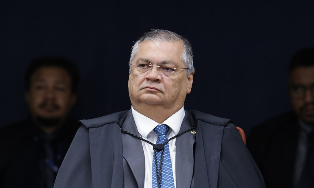 Dino diz que STF é “maior do que qualquer um que o integra” em meio à crise na Corte