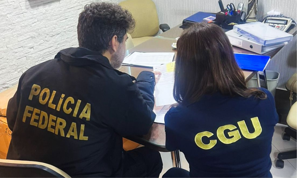 PF, com apoio da CGU, deflagra nova fase da Operação Sem Desconto Estão sendo cumpridos 66 mandados de busca e apreensão expedidos pelo STF em sete estados e no DF.