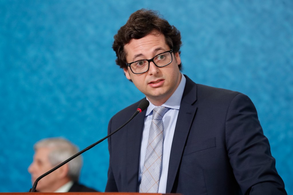 Fábio Wajngarten diz ser ‘inacreditável’ prisão de Bolsonaro: ‘Vergonhoso’