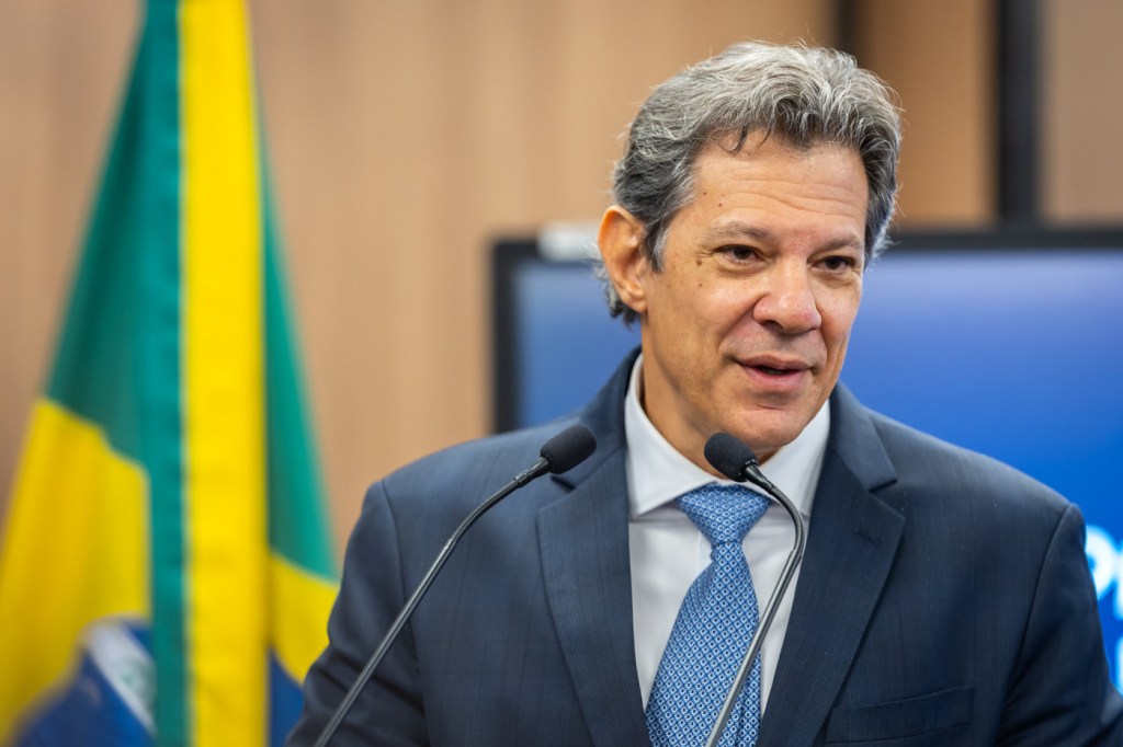 Haddad avalia como positiva reunião virtual entre Lula e Trump