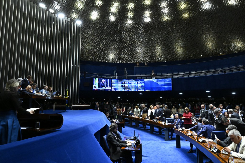 Senado aprova urgência de segundo projeto da reforma tributária e deve votar proposta ainda nesta terça