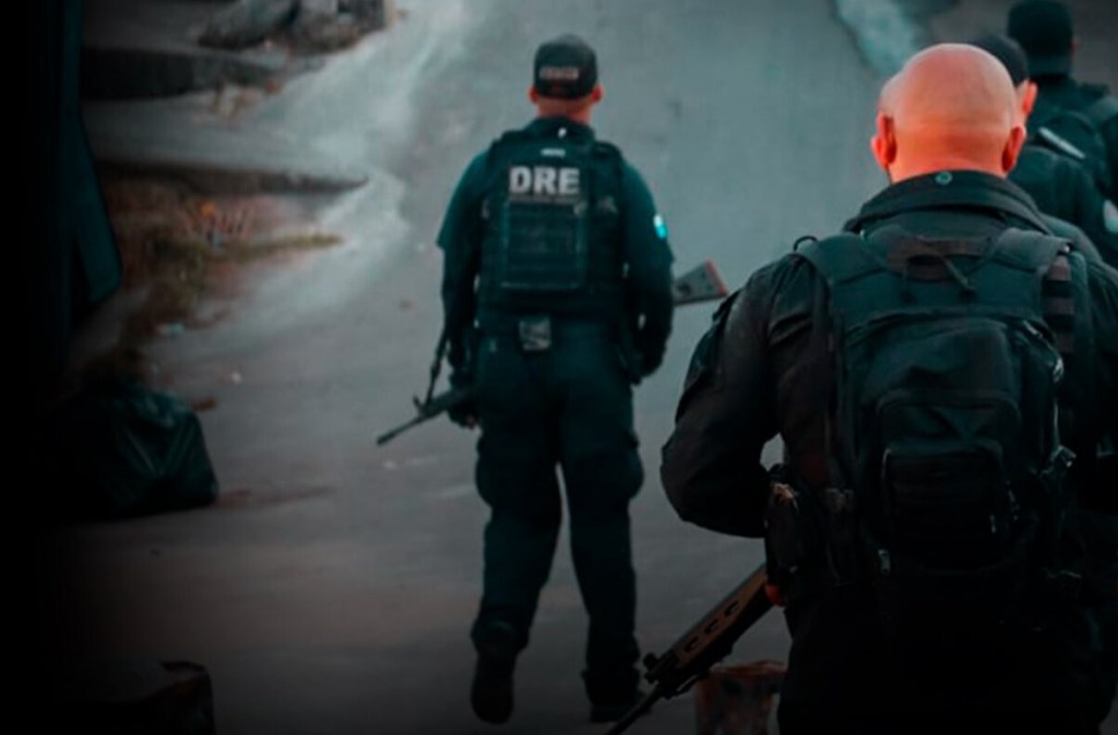 Polícia do Rio realiza nova fase de operação contra o Comando Vermelho na Baixada Fluminense