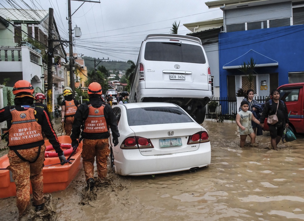 Tufão Kalmaegi deixa mais de 90 mortos nas Filipinas
