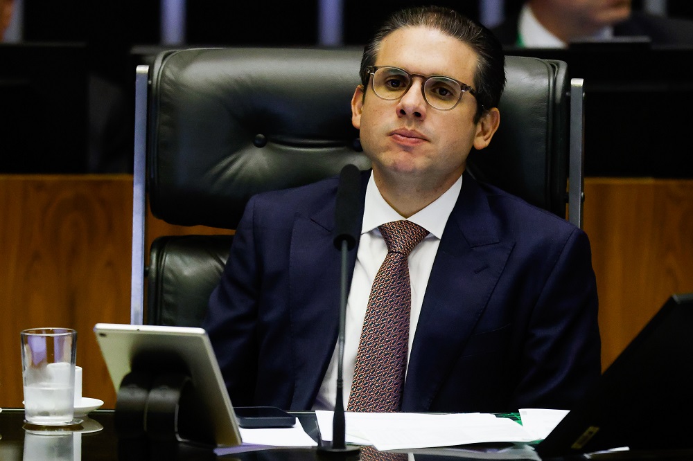 Motta afirma que Câmara não aceita ofensa à soberania do país