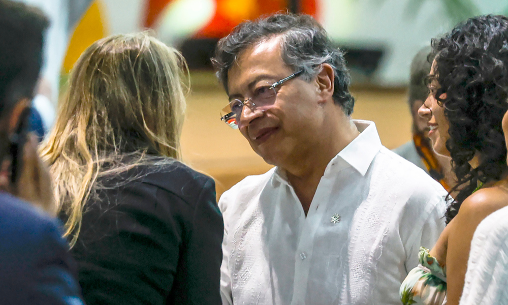 Petro ataca ausência dos EUA e chama Trump de inimigo da humanidade