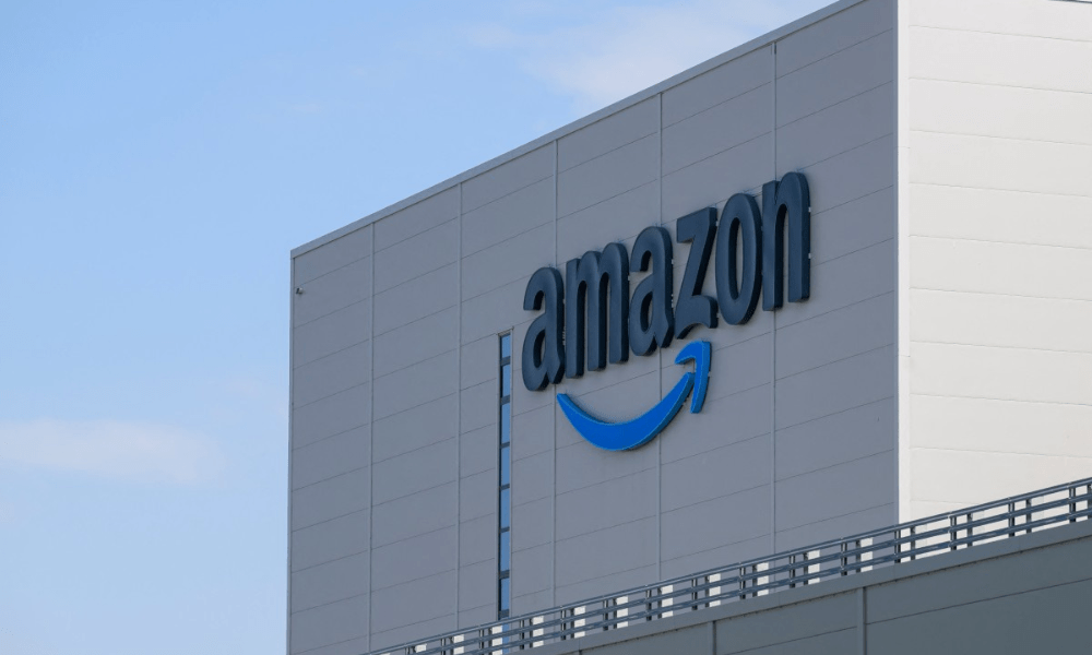 Amazon anuncia investimento de US$ 50 bi em infraestrutura de IA para governo dos EUA