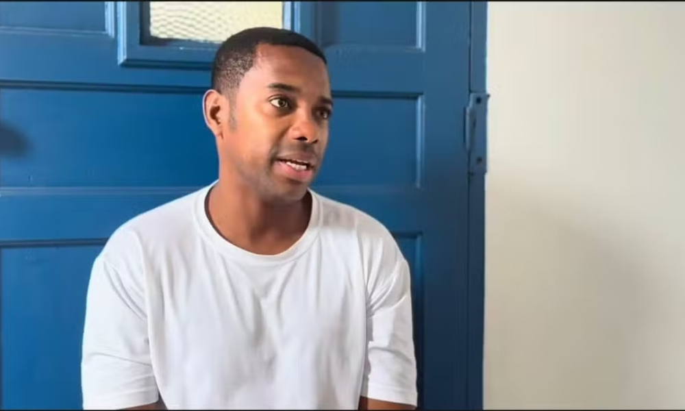 Robinho é transferido de presídio após polêmica com série sobre Tremembé