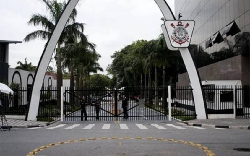 Corinthians sofre novo transfer ban por atraso no pagamento de parcela ao Cuiabá por Raniele