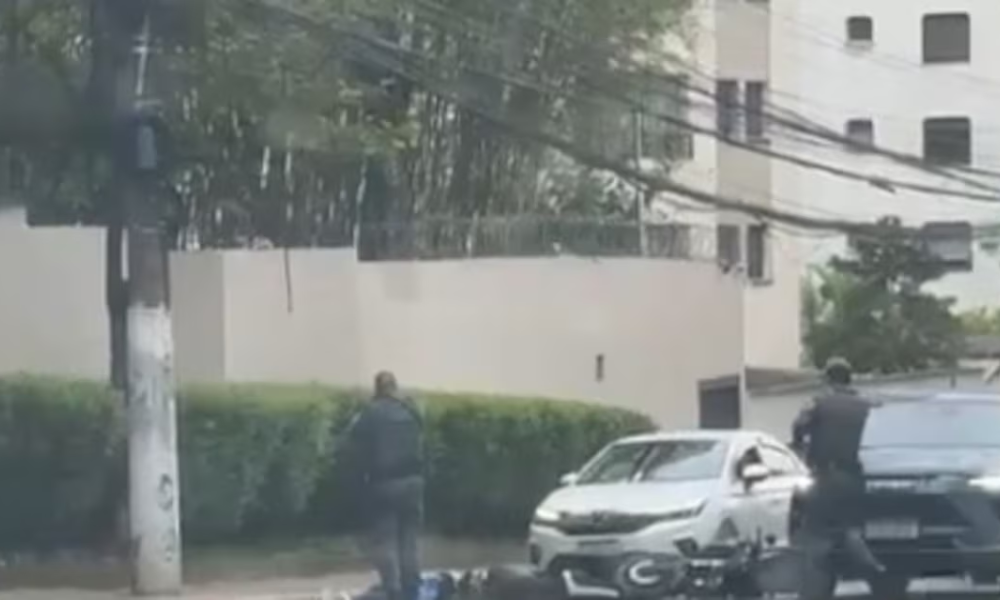 Dois criminosos são baleados durante troca de tiros no Morumbi; um dos suspeitos morre