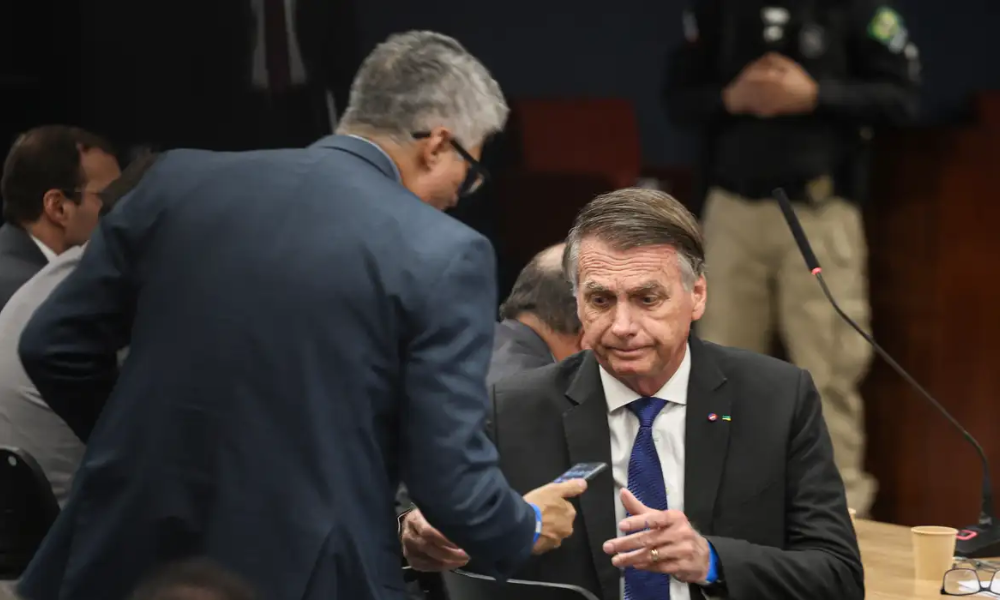 PF diz que Bolsonaro teve acesso à defesa de general Mário Fernandes Ambos são réu no processo da trama golpista, em análise no STF