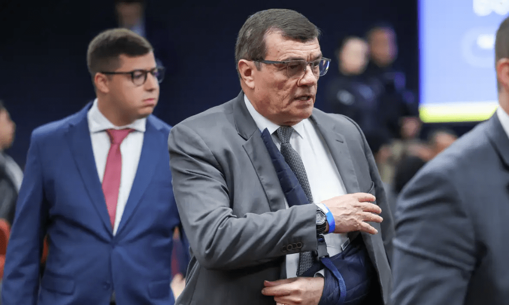 ex-ministro da Defesa Paulo Sergio Nogueira a