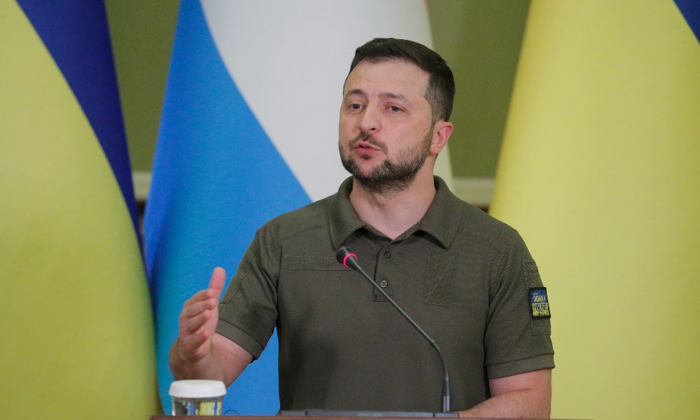 Zelensky anuncia reforma das empresas do setor energético após escândalo de corrupção