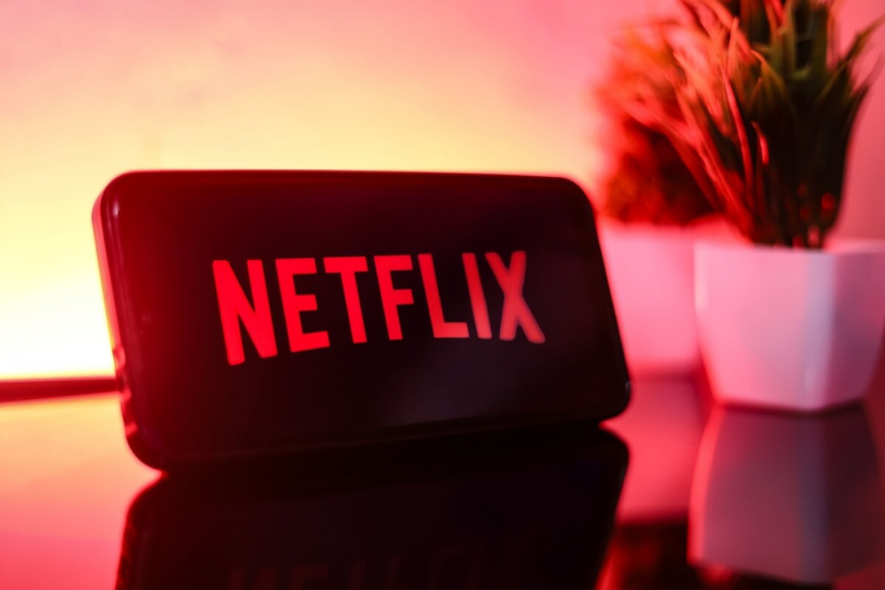 Dez grandes franquias que a Netflix ‘ganha’ na compra da Warner Bros.