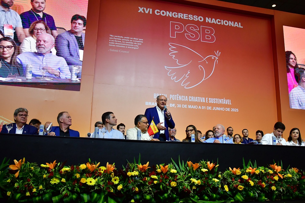 PSB projeta Alckmin de vice, França no governo de SP e aguarda decisão de Marina