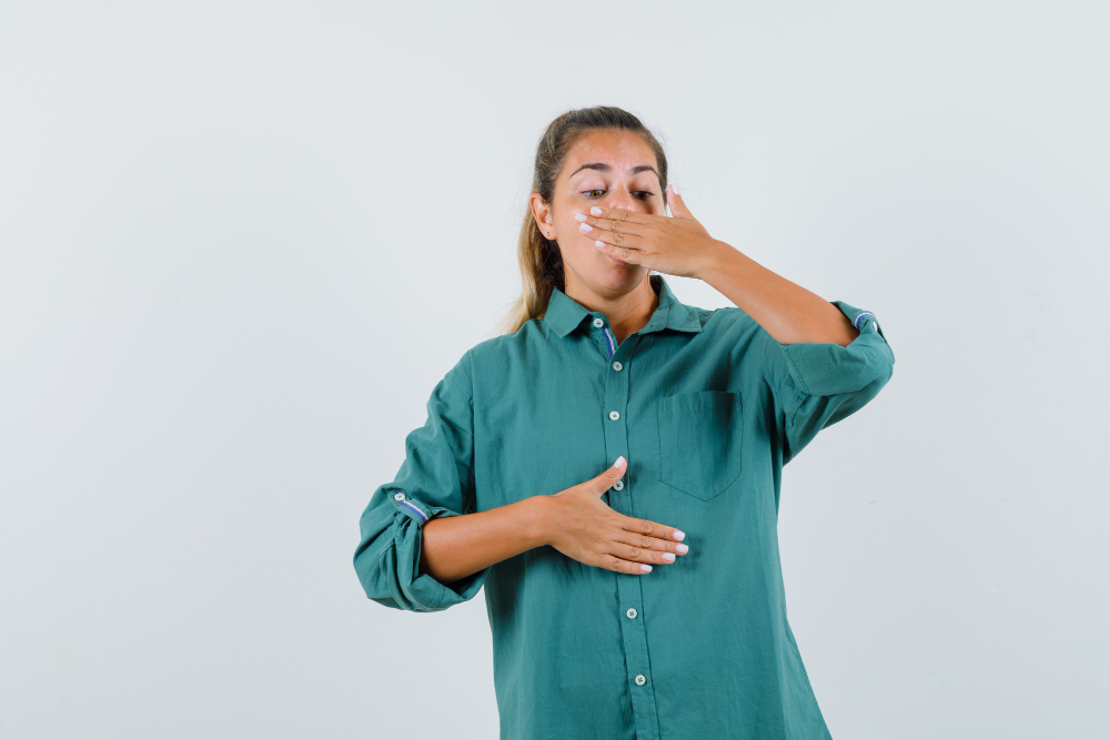 Por que arrotamos? O que é normal, o que preocupa e quando procurar um médico
