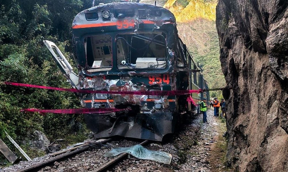 Trens se chocam em via para Machu Picchu e deixa um morto e 40 feridos