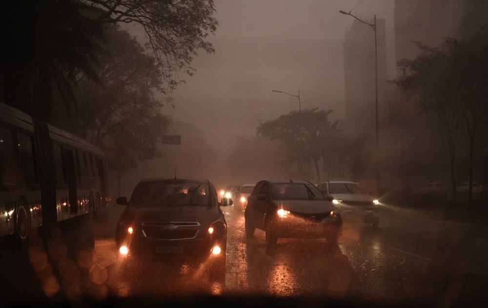 Cidade de SP registra 1.445 km de lentidão, o 2º maior índice de 2026