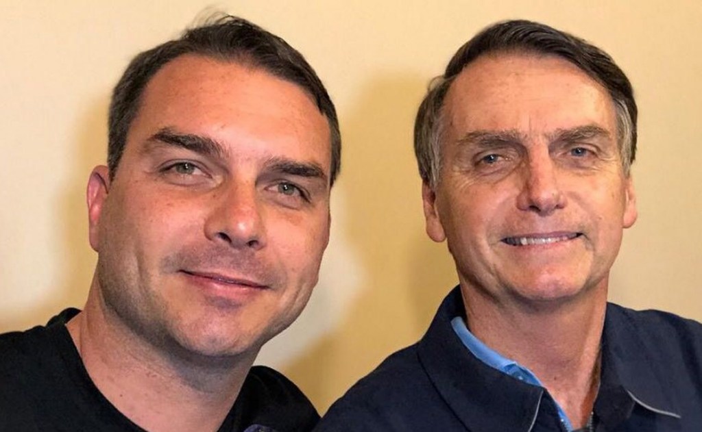Flávio confirma intenção do pai em lançá-lo candidato ao Planalto: ‘Cumprir essa missão’