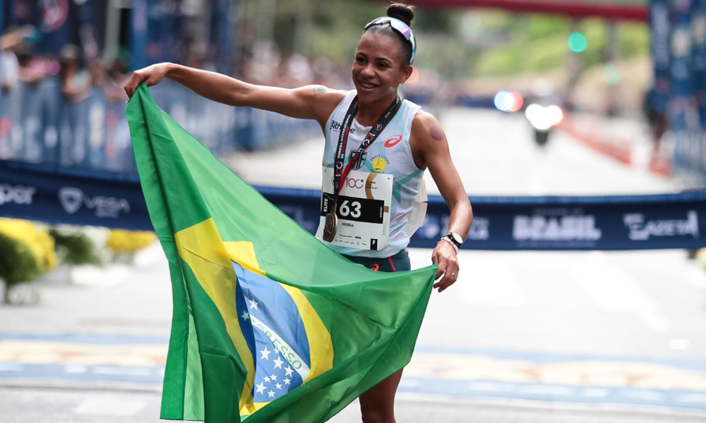 Núbia de Oliveira repete pódio na 100ª São Silvestre e projeta título no futuro