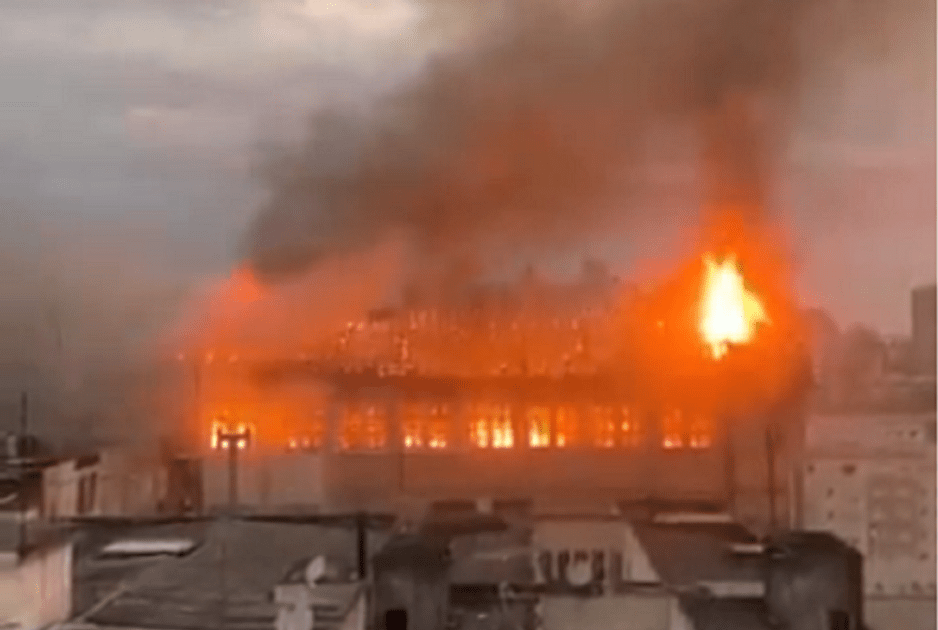 Incêndio no Colégio Marista, na cidade gaúcha de Santa Maria