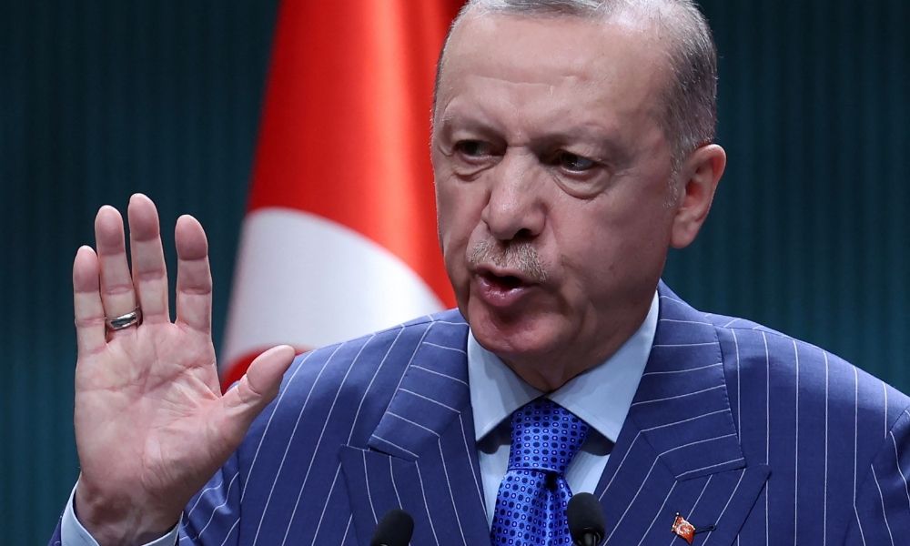 Turquia detém mais de cem possíveis integrantes do EI por planejar ataques de Natal e Ano Novo