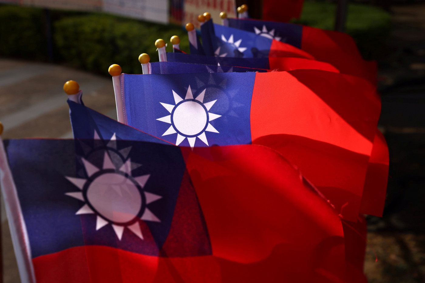 EUA e Taiwan firmam acordo comercial com foco em semicondutores; China protesta