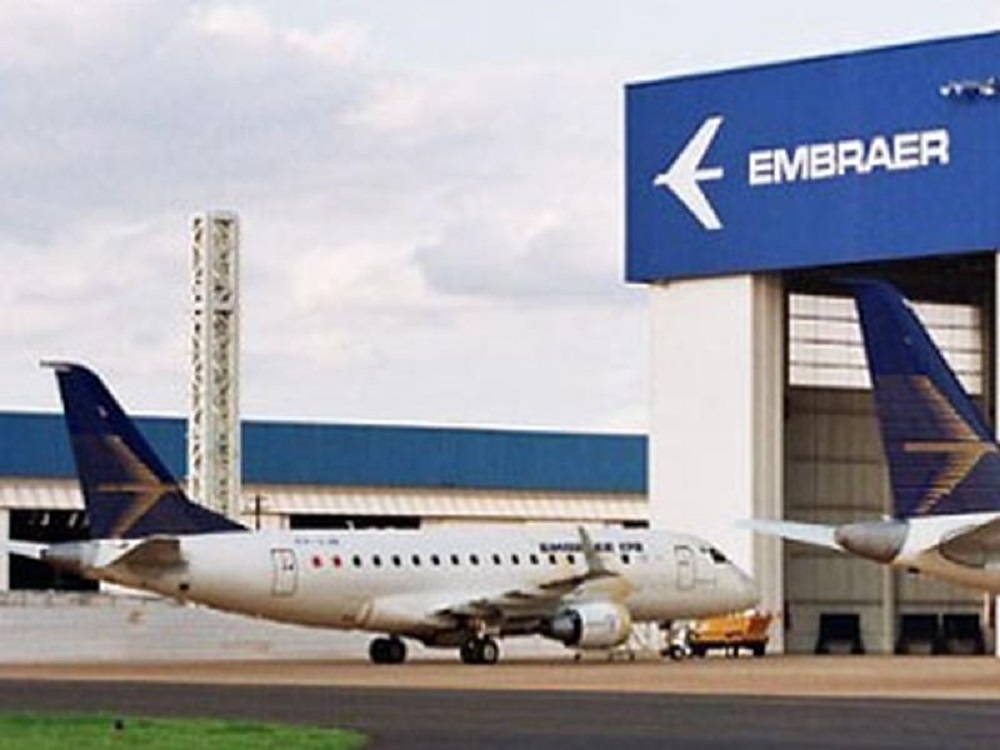 Embraer fecha acordo para fabricar jatos na Índia para suprir voos regionais