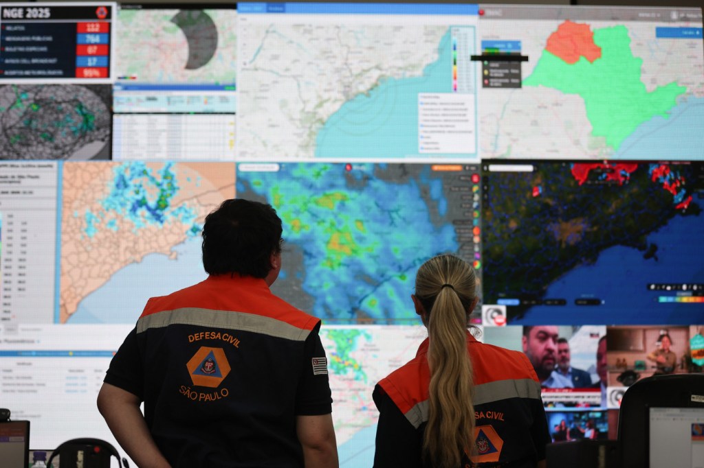 Defesa Civil alerta para chegada de frente fria e chuva isolada em SP no fim de semana