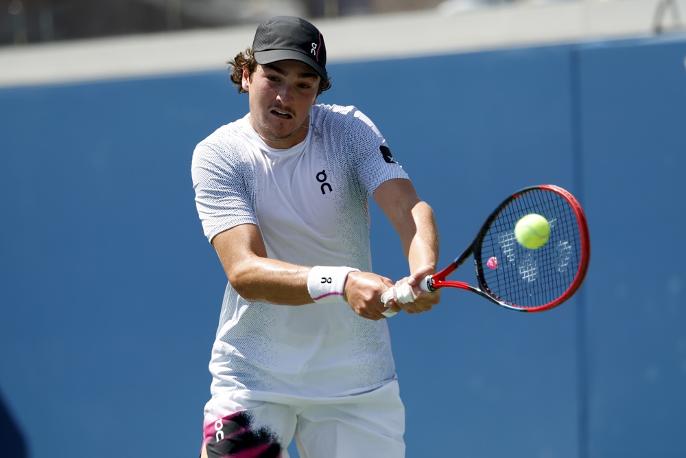 João Fonseca perde na estreia e é eliminado do Australian Open