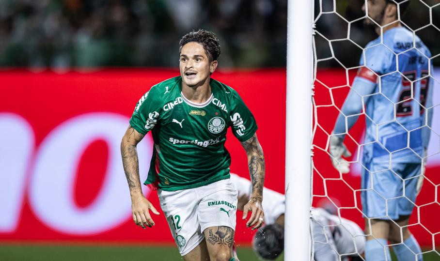Palmeiras recupera moral e bate São Paulo, que cola na zona de rebaixamento no Paulistão