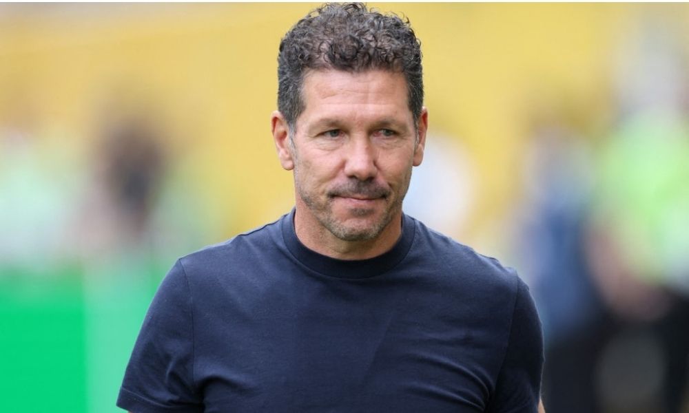 Simeone se rende a Raphinha após vitória do Barça: ‘Não sei como não ganhou a Bola de Ouro’