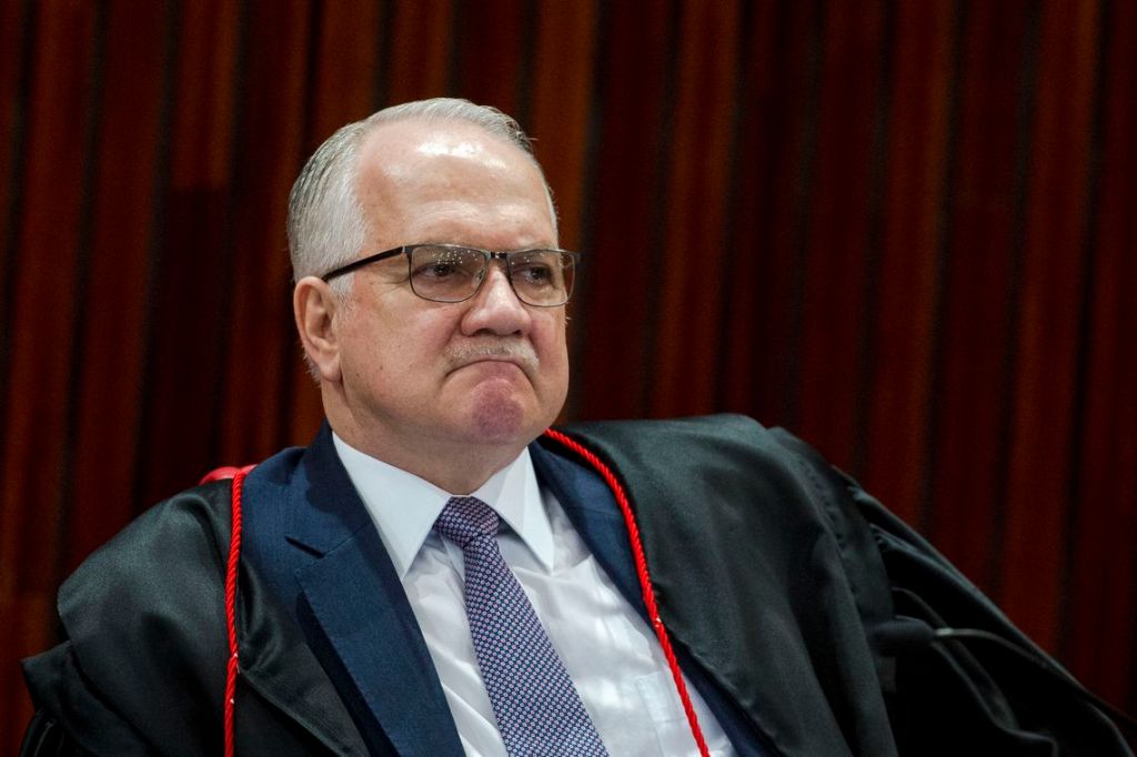 Fachin descarta impor código de conduta no STF e fala em diálogo entre ministros