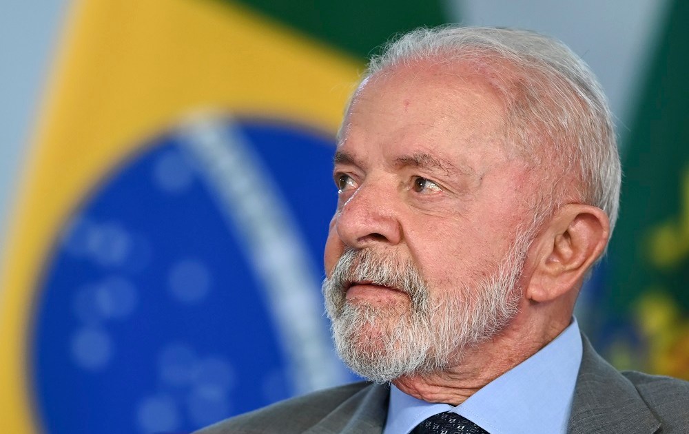 Lula janta com ministros e empresários para tratar de questões fiscais