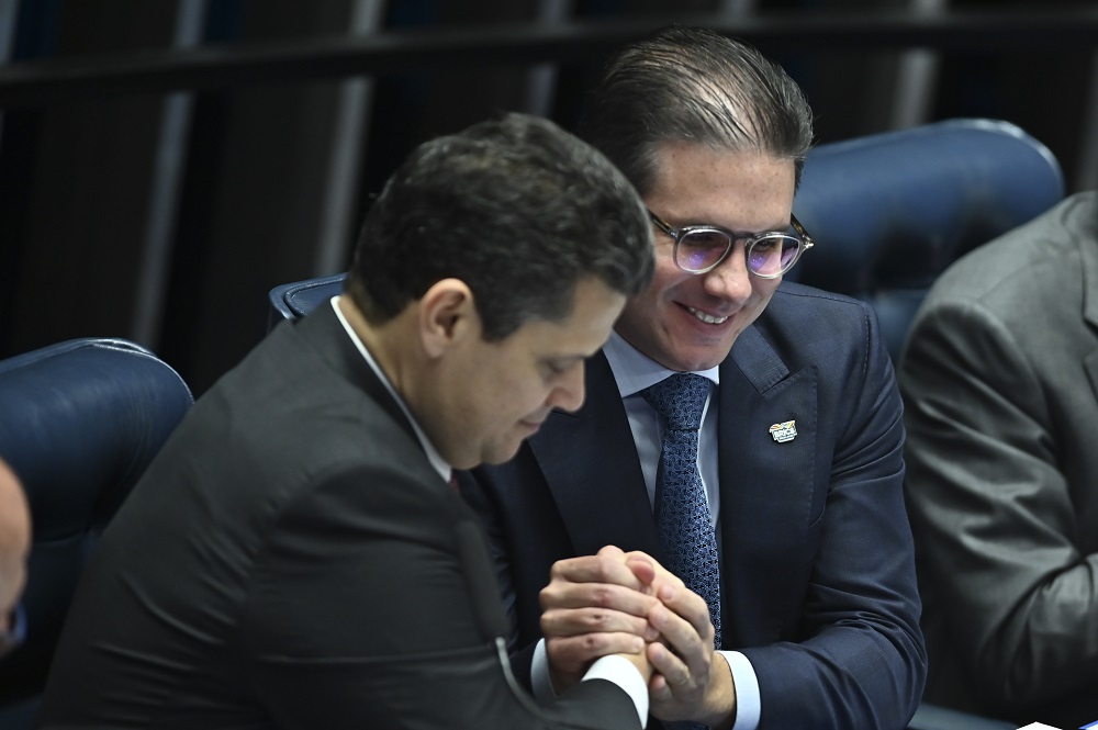 Hugo Motta e Alcolumbre não vão ao ato do 8 de Janeiro no Planalto