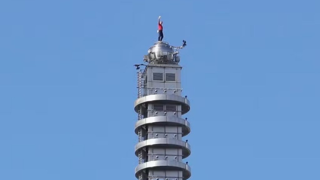 Americano escala o prédio mais alto de Taiwan sem cordas ou equipamentos de segurança
