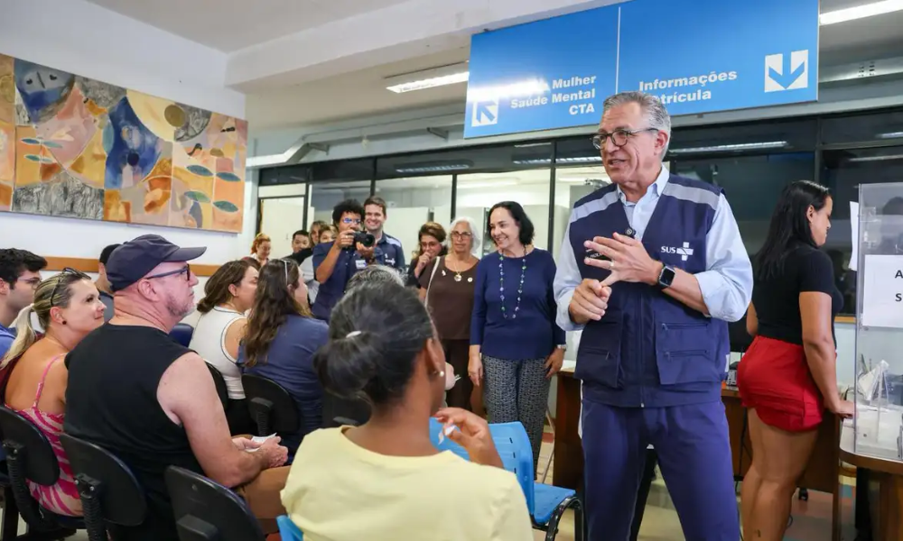 SUS vacinará profissionais de saúde contra dengue a partir de fevereiro