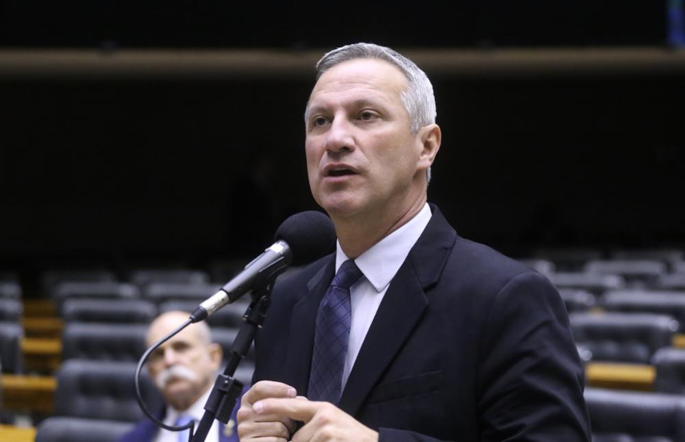 Oposição reage à ação da AGU no STF contra decisão do Congresso sobre o IOF: ‘Atentado à democracia’