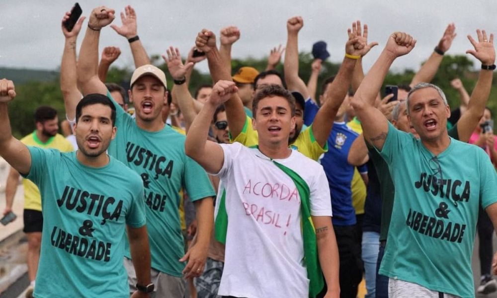 Quais os efeitos da caminhada do deputado Nikolas Ferreira?