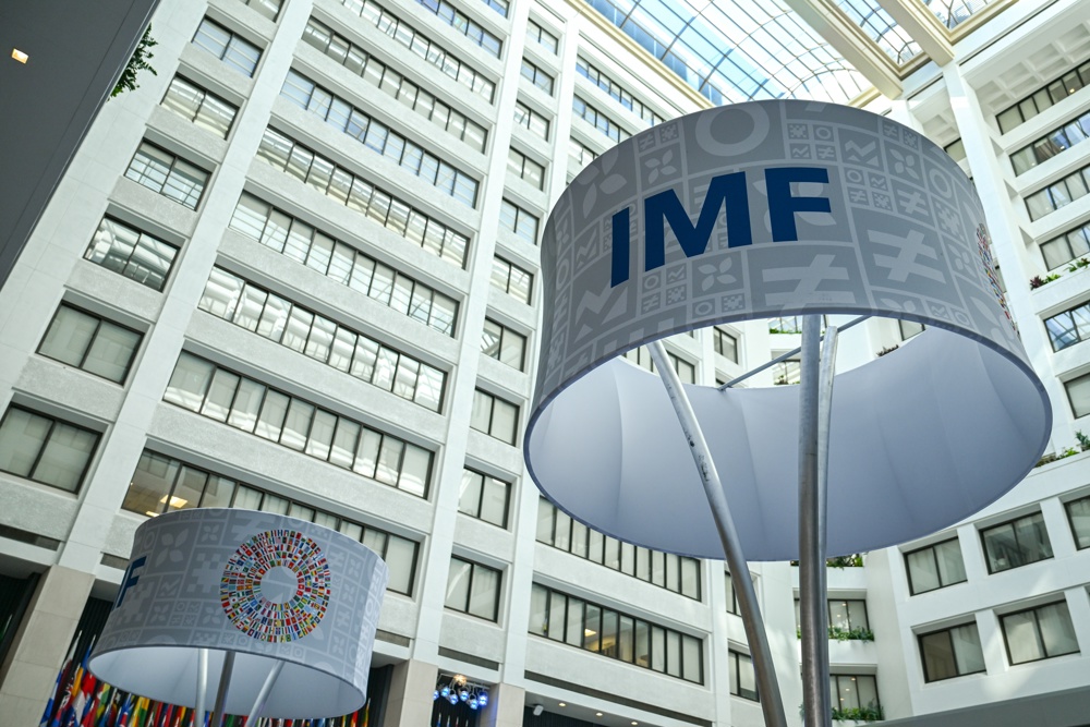 FMI manifesta apoio à reforma de Milei que prevê 12 horas de trabalho