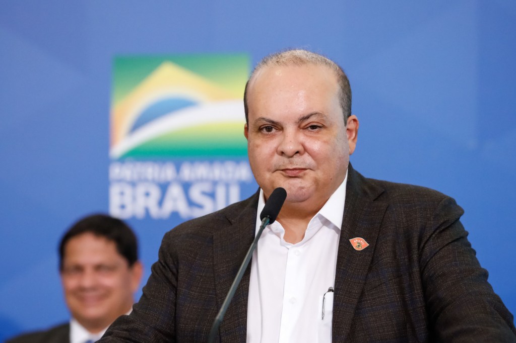Oposição pede impeachment de Ibaneis por suposto envolvimento com o Master