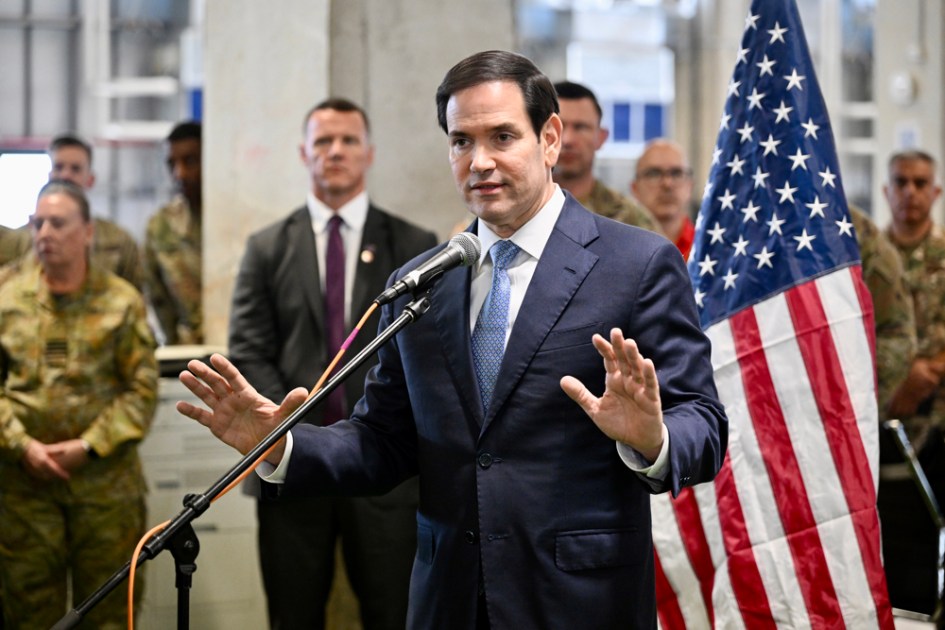 O secretário de Estado dos EUA, Marco Rubio, visita o Centro de Coordenação Civil-Militar em Jerusalém