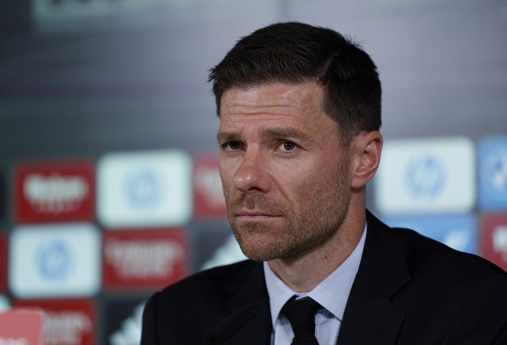 Real Madrid oficializa saída de Xabi Alonso do comando técnico; Arbeloa assume